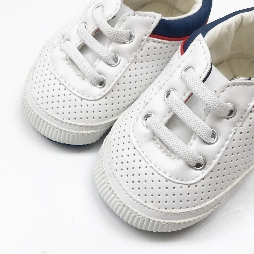 Carter's white baby walker crib tennis shoes